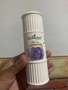 Perfumed Talc - 24 Hours Long lasting - Picture 1 of 3