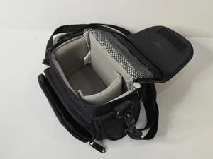 Lowepro Kameratasche Tasche Hülle mit Schultergurt | für kleine bis mittlere Kameras - Bild 1 von 3