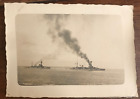 Carte Photo ancienne (1925) 2 bateaux de guerre cuirassés croiseurs  18x13 cm