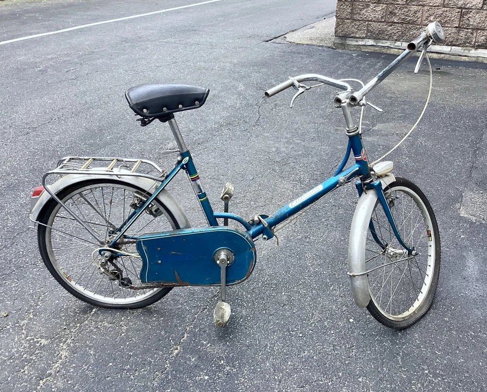 VINTAGE 1966 CAPTIVANTE FOLDING BIKE (GB) - Image 1 of 4
