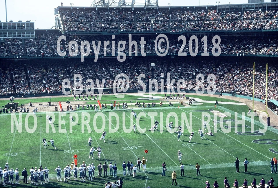 TOMMY KRAMER PASE ESTADIO METROPOLITANO MINNESOTA VIKINGS VS. DALLAS COWBOY   Foto 1 de 1