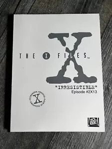 The X FILES Original Shooting Script TV Show Irresistible Chris Carter Nov 1994 - Picture 1 of 9