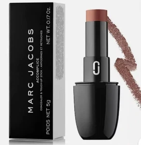 Corrector y barra de retoque MARC JACOBS - tono profundo #56 NUEVO EN CAJA - Imagen 1 de 4
