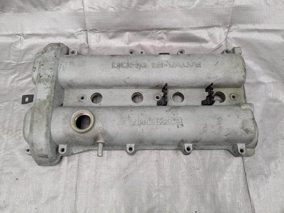Оригинальная крышка клапана для Mazda Miata MX-5 NB 1,8 л 1999-2000 годов выпуска 98NB18G - Изображение 1 из 4