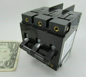 New Eaton Heinemann Circuit Breakers 3 Pole 250V 5A AM3S-A3-LAA02JTA NAM3S-Z98-1 - Picture 1 of 9