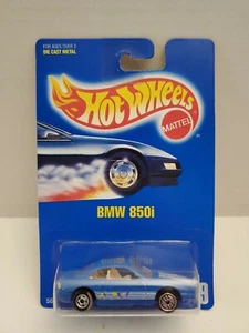HOT WHEELS VHTF BLUE CARD SERIES BMW 850i #149 **WHEEL ERROR** - Picture 1 of 9