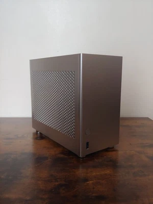 ZS-A4M v3 SFF case - Image 1 of 4