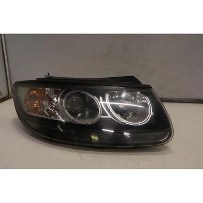 HEADLAMP RH FOR HYUNDAI SANTA FE (10-12) 2A SERIE 2.2 CRDI (145KW) 4WD 2010 - Image 1 of 4