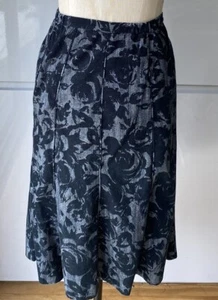 CLASSIC M&S SIZE 12 GREY BLACK NEEDLE CORDUROY VINTAGE PANELLED FLARED SKIRT - Picture 1 of 7