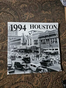 1994 Houston Texas Calendar - Picture 1 of 2