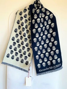 NWT Alexander McQueen Reversible Skull Wool Scarf Made In Italy - Navy - Picture 1 of 8