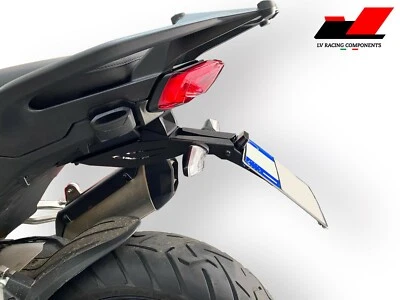 LV RACING Portatarga MOTO Multistrada V4 +luce targa + connettore" frecce originali"