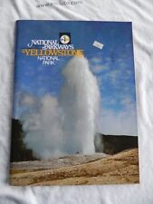 YELLOWSTONE NATIONAL PARK - COLOR PHOTO & GUIDE SOFTCOVER BOOK - FREE SHIPPING !