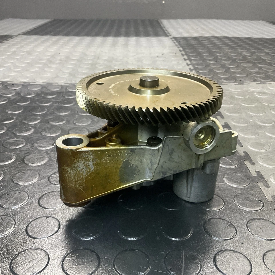 2007-2014 Volvo XC90 3.2L Engine Oil Pump Gear OEM - Image 1 of 4