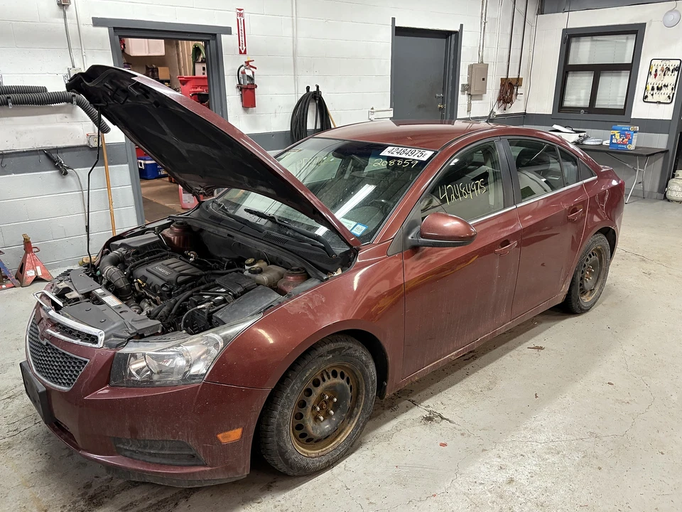 Used Power Steering Pump fits: 2012 Chevrolet Cruze electric assist Grade A - Image 1 of 4