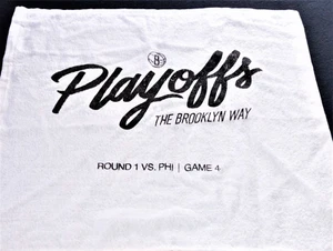 76ers vs Nets 2023 NBA Playoffs Rallye Handtuch - Runde 1 - Spiel 4 - 22.4.2023 - Bild 1 von 2