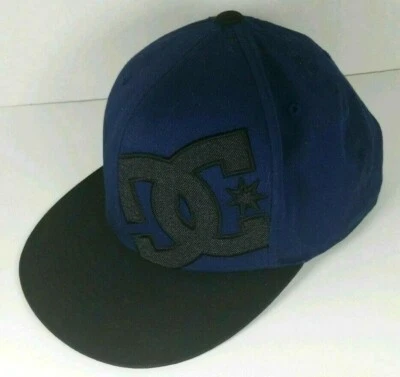 New DC SHOES Sports Skate Apparel Black & Navy Blue Hammering Flex-Fit S/M Hat - Image 1 of 4