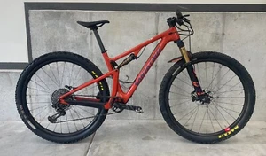 2020 Santa Cruz Blur Carbon Mountain Bike Medium size w/Reserve Wheel Set - Picture 1 of 8