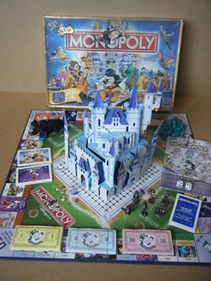 "MONOPOLY, THE DISNEY EDITION" with Pop up Castle. Parker 2004. See Description. - Image 1 of 4