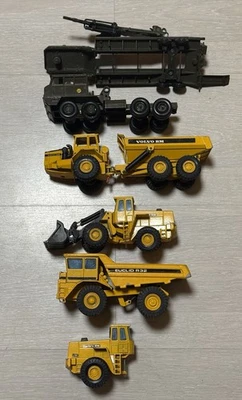 Modèles vintage - JOAL - Solido - DINKY TOYS - Voir les photos. - Photo 1/4