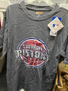 Detroit Pistons NBA Mens gray T-shirt XL. NWT - Picture 1 of 1
