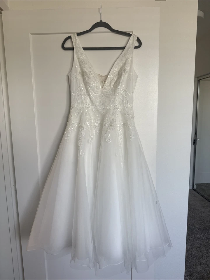 Tea Length Lace Wedding Dress (DB studio) Size 8 - Image 1 of 4