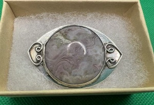 Stylish Fully Hallmarked Sterling Silver & Stone/Agate Brooch - Picture 1 of 11
