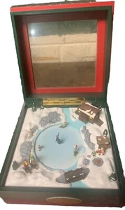 CROSLEY WHITE CHRISTMAS MUSIC BOX SKATING FIGURINES with 30 HOLIDAY SONGS IN BOX - Picture 1 of 5