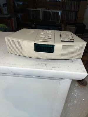 White Bose Wave Music System  AWR1-1W AM/FM Clock Radio Remote - Image 1 of 4