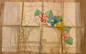 BLUENOSE HOOKED RUG PATTERN #HR-30 MULTI FLORAL BURLAP 24X36 USA 1940’s - Bild 1 von 9