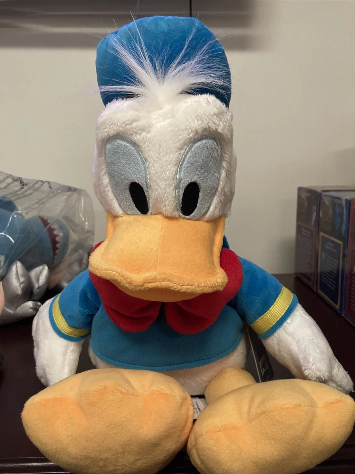Juguete de peluche Pato Donald 14" Disney Store nuevo con etiquetas peluche limpio Foto 1 de 4