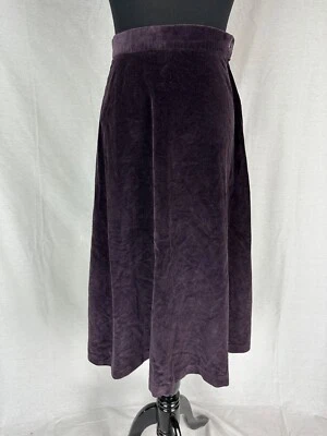 VINTAGE MJ Concepts Purple Velvet Skirt in Size 7 - Image 1 of 4