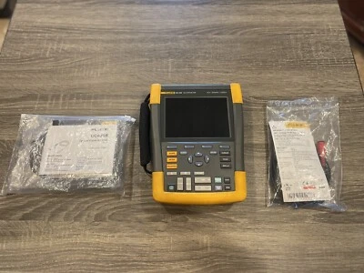 Fluke 190-202 Scopemeter 2CH 200MHz 2.5GS/s With Optical Cable & Volt Probe Set - Image 1 of 4
