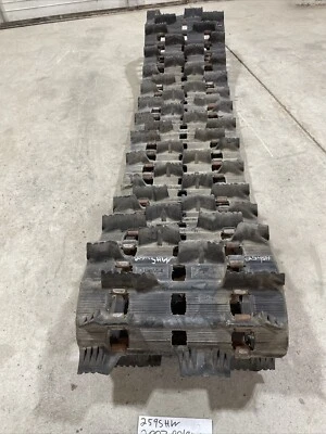 2007-2016 Polaris OEM Track 151.2 x 15 Wide x 2.4 Lug x 2.52 Pitch 5413073 RMK  - Image 1 of 4