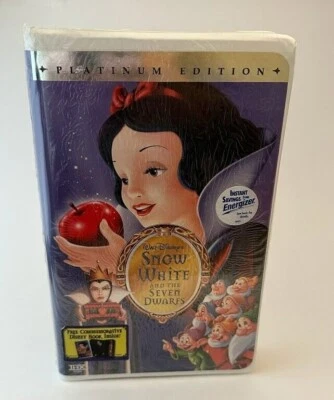 Snow White and the Seven Dwarves VHS - Platinum Edition - NEW & SEALED Disney  - Image 1 of 4