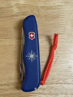 VICTORINOX SKIPPER SWISS ARMY KNIFE SLIDE LOCK PARTIALLY SERRATED DISCONTINUED - Image 1 of 2