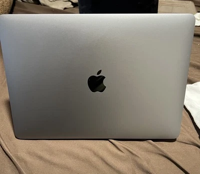 MacBook Air 13” (A2179 – 2020) – i5 / 8GB RAM / 256GB SSD – Excelente Estado Foto 1 de 4