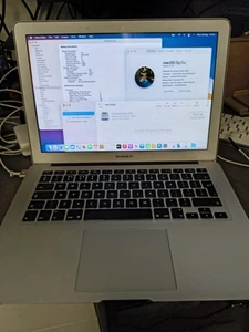Apple MacBook Air 13-inch 2014 Laptop 1.4Ghz Intel Core I5, 4GB RAM, 128GB SSD - Afbeelding 1 van 5