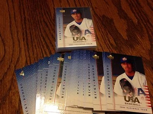 (65) LOTE DE CARTAS DE NOVATO RICKY ROMERO 2005 EQUIPO DE CUBIERTA SUPERIOR EE. UU. TORONTO BLUE JAYS #43 - Imagen 1 de 1