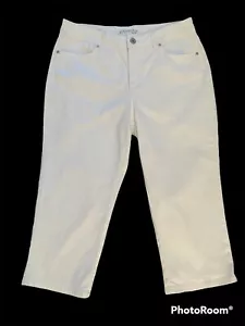 St Johns Bay Capris Bolsillos Bordados Y Estrás Blanco Denim Talla 12 - Imagen 1 de 7