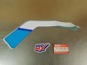 Kunststoff Aufkleber Seite links Suzuki TS125R 1989-1994 68145-03D20-B52 - Bild 1 von 4
