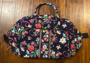 Vera Bradley kleine Reisetasche Bänder Muster neu ohne Etikett - Bild 1 von 4