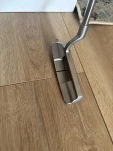 TaylorMade Nubbins B7S Putter Custom Carbon Steel insert Graphite Shaft 36in - Picture 1 of 5