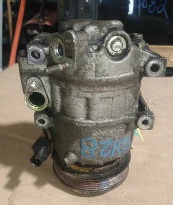 Compresor de aire acondicionado Hyundai Sonata Optima 2006-2008 2,4 L OEM Foto 1 de 4