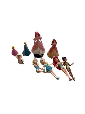 Lote de mini figuras de princesas Disney Elsa, Aurora Ariel, etc. Foto 1 de 3