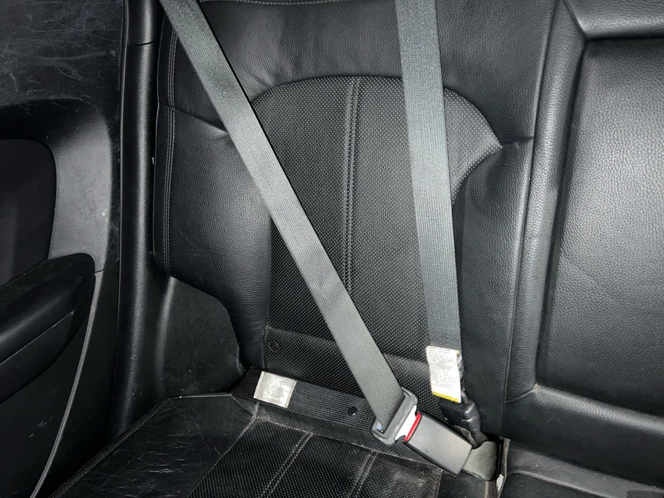 2012 Hyundai Tucson Passenger RH Right Black Rear Seat Belt Retractor Foto 1 de 1