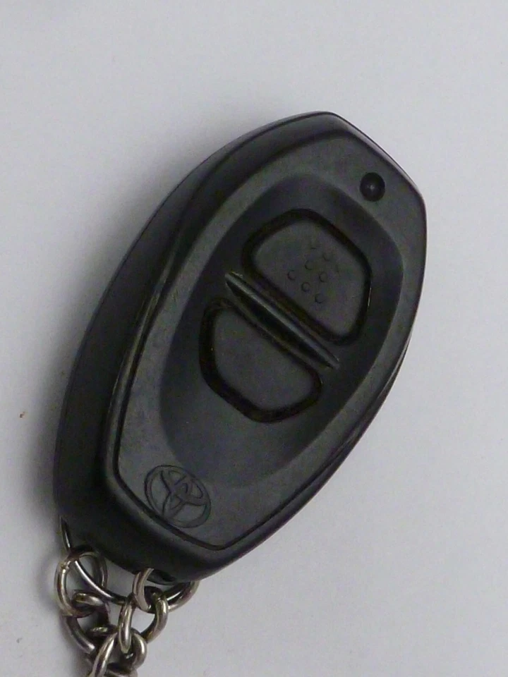 2000-2002 Toyota Echo Coupe 1.5L Smart Key Fob Keyless Entry Remote OEM 2001 - Image 1 of 1