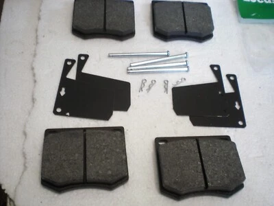 TRIUMPH TR6, GT6 MEDIADOS DE 1972 EN ADELANTE, KIT DE PASTILLAS Y RETENEDOR, NUEVO DE PRIMERA CALIDAD Foto 1 de 3