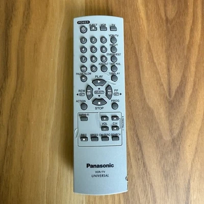 Mando a distancia Panasonic VCR EUR7723KA0 PV-V4524 PV-V4524S PV-V4525 PV-V4525S Foto 1 de 4