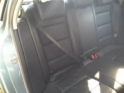 Cinturón de seguridad trasero derecho Audi A4 2005-2008 con retractor usado OEM Foto 1 de 4